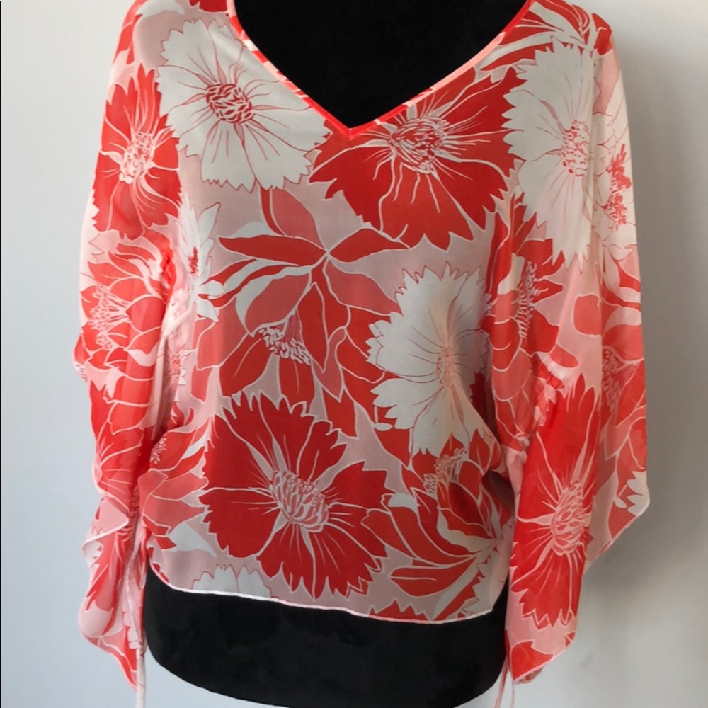 Beautiful top from Petite Sophisticate.